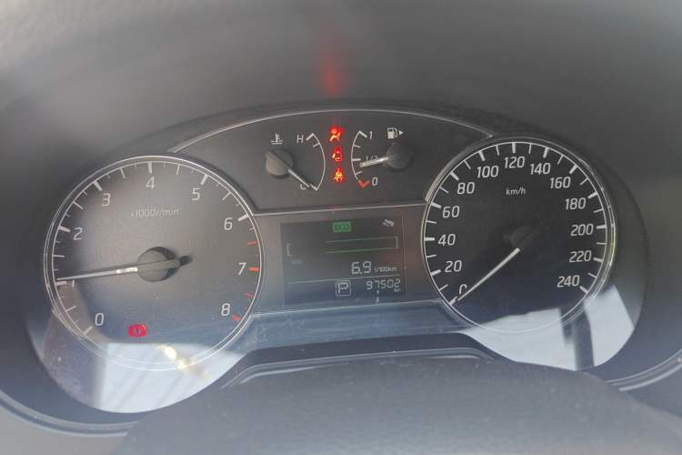Used Nissan Tiida 2016 1.6L CVT Cool Dynamic Edition Instrument Cluster