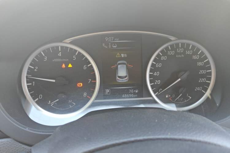 Used Nissan Tiida 2016 1.6L CVT Cool Dynamic Edition Instrument Cluster