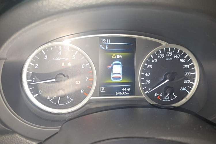 Used Nissan Tiida 2016 1.6L CVT Smart Drive Edition Instrument Cluster
