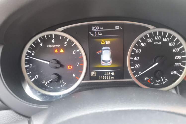 Used Nissan Tiida 2016 1.6L CVT ZhiZun Edition Instrument Cluster