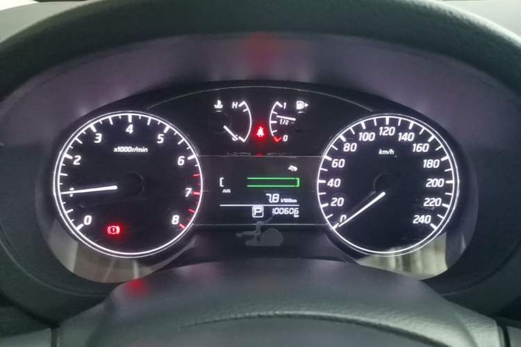 Used Nissan Tiida 2016 1.6L CVT Cool Dynamic Edition Instrument Cluster