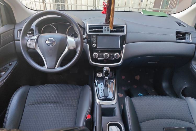 Used Nissan Tiida 2016 1.6L CVT Smart Drive Edition Interior 2