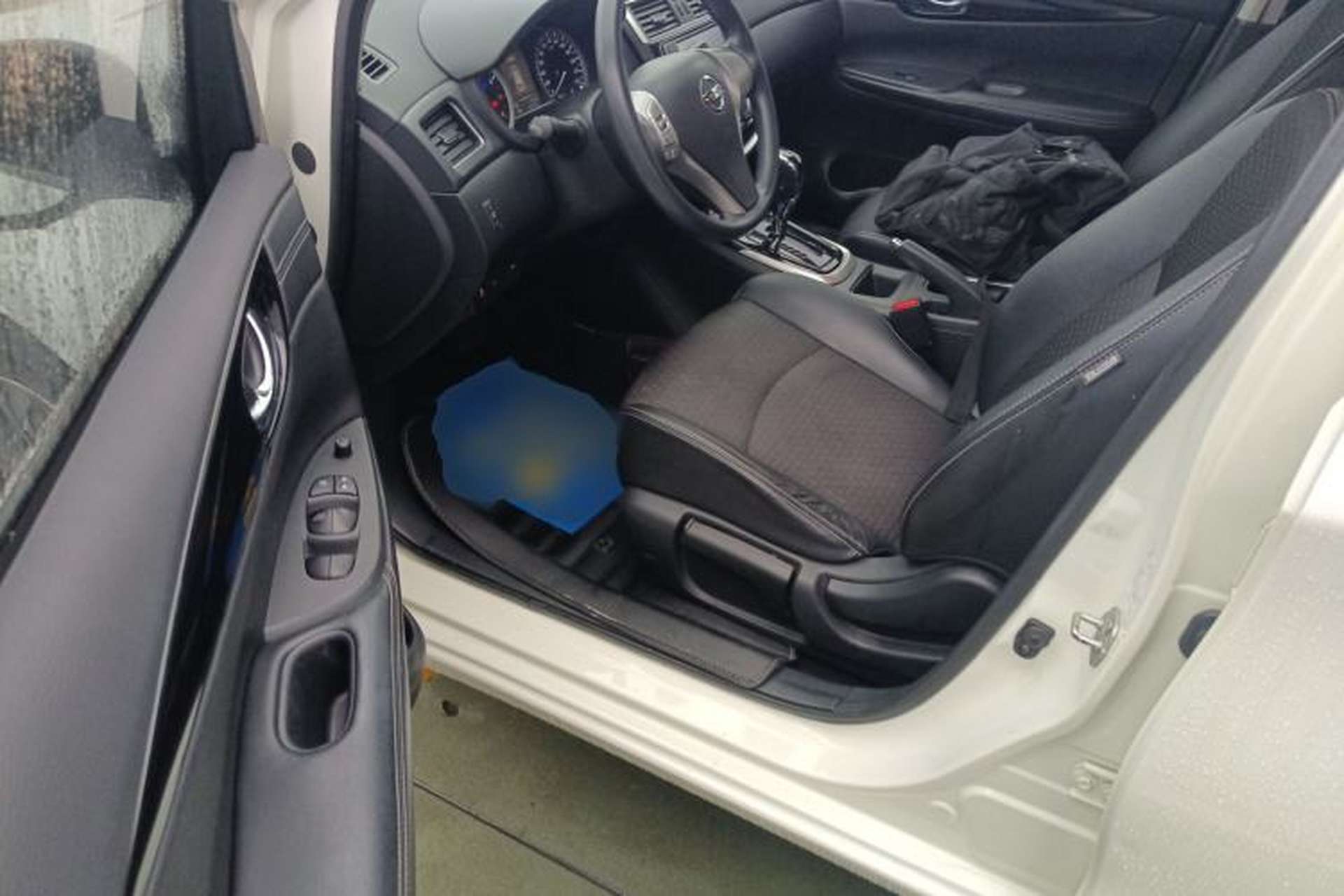 Used Nissan Tiida 2016 1.6L CVT Smart Drive Edition Interior 3