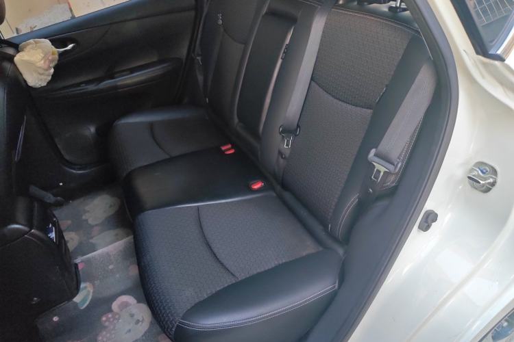 Used Nissan Tiida 2016 1.6L CVT Smart Drive Edition Interior 4