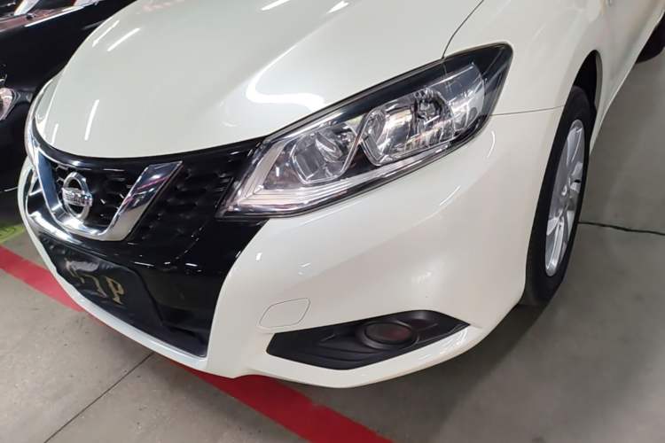 Used Nissan Tiida 2016 1.6L CVT Cool Dynamic Edition Left Front Headlight