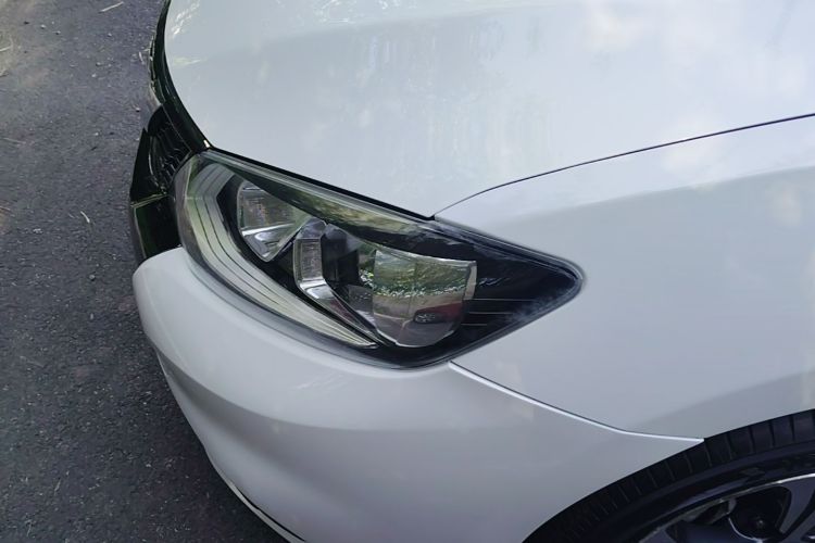 Used Nissan Tiida 2016 1.6L CVT Smart Drive Edition Left Front Headlight