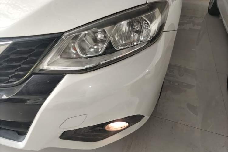 Used Nissan Tiida 2016 1.6L CVT Smart Drive Edition Left Front Headlight