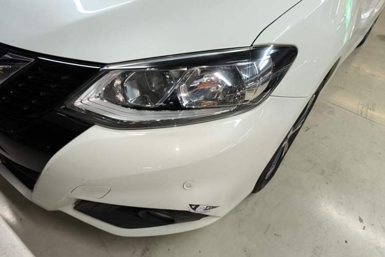 Used Nissan Tiida 2016 1.6L CVT Smart Drive Edition Left Front Headlight