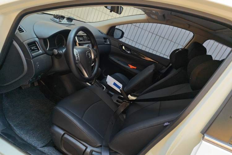 Used Nissan Tiida 2016 1.6L CVT Smart Drive Edition Left Front Seat