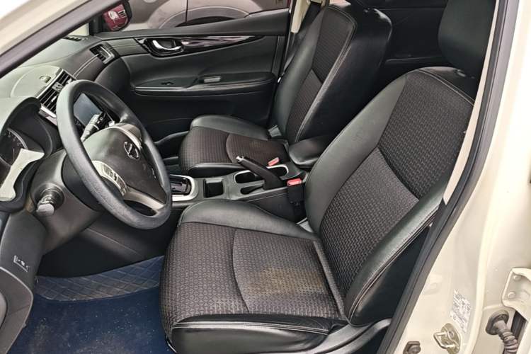 Used Nissan Tiida 2016 1.6L CVT Smart Drive Edition Left Front Seat