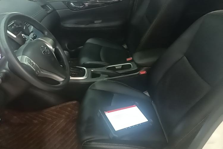 Used Nissan Tiida 2016 1.6L CVT Cool Dynamic Edition Left Front Seat