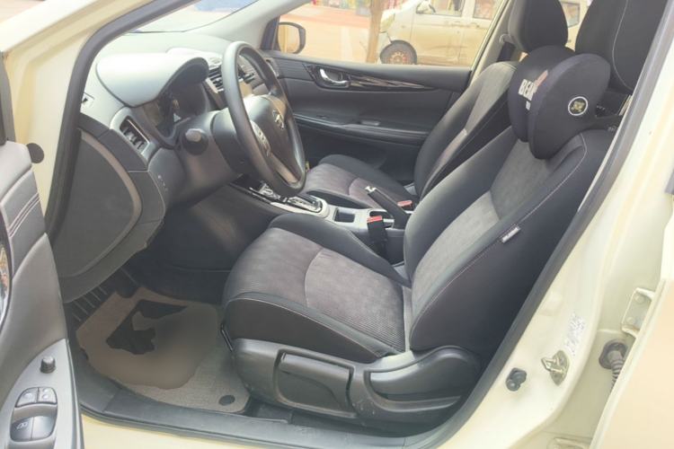 Used Nissan Tiida 2016 1.6L CVT Cool Dynamic Edition Left Front Seat