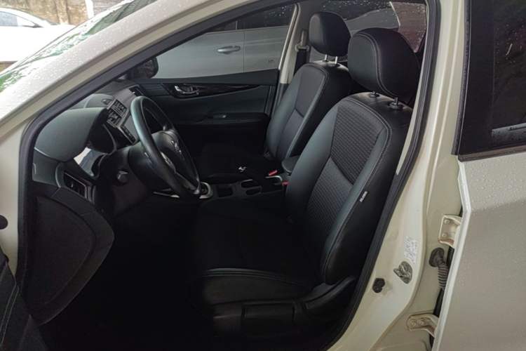 Used Nissan Tiida 2016 1.6L CVT Smart Drive Edition Left Front Seat