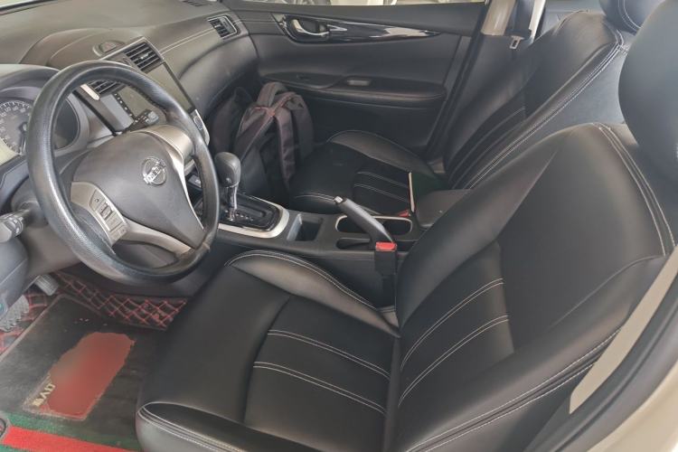 Used Nissan Tiida 2016 1.6L CVT Cool Dynamic Edition Left Front Seat