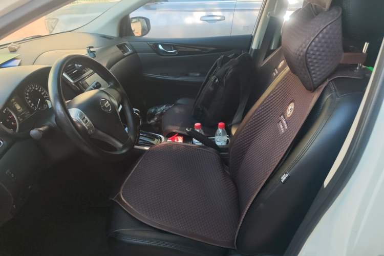 Used Nissan Tiida 2016 1.6L CVT Cool Dynamic Edition Left Front Seat