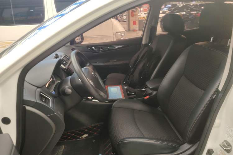 Used Nissan Tiida 2016 1.6L CVT Smart Drive Edition Left Front Seat