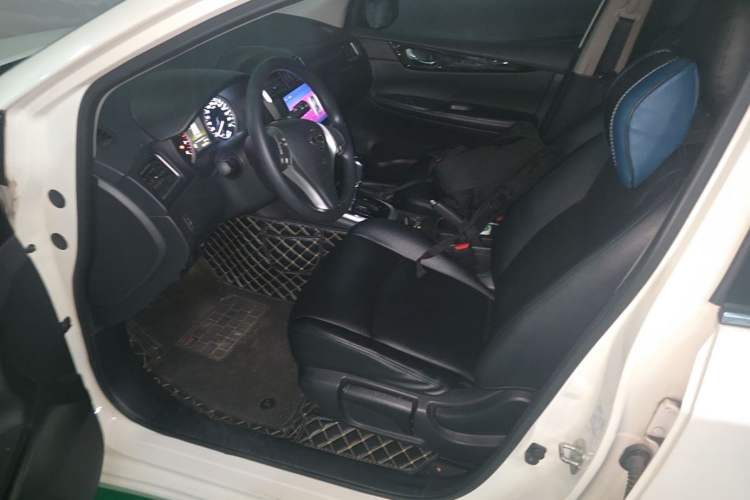 Used Nissan Tiida 2016 1.6L CVT Smart Drive Edition Left Front Seat