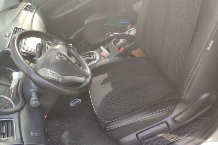 Used Nissan Tiida 2016 1.6L CVT Smart Drive Edition Left Front Seat