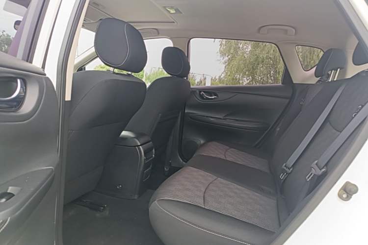Used Nissan Tiida 2016 1.6L Manual Cool Edition Left Rear Seat