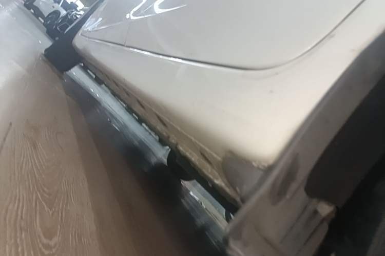 Used Nissan Tiida 2016 1.6L CVT Cool Dynamic Edition Left Side Sill