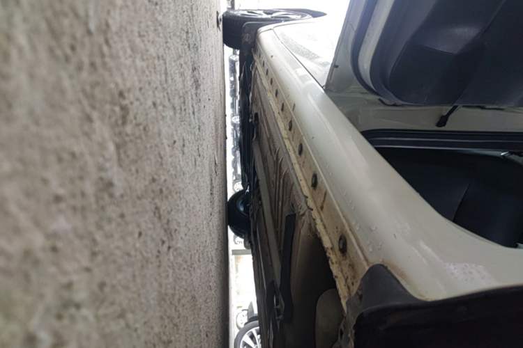 Used Nissan Tiida 2016 1.6L CVT Smart Drive Edition Left Side Sill