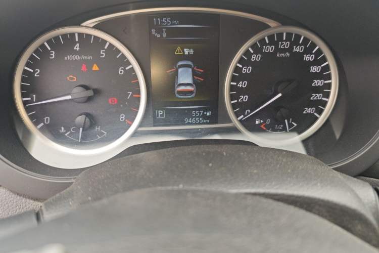 Used Nissan Tiida 2016 1.6L CVT Smart Drive Edition Odometer Close Up