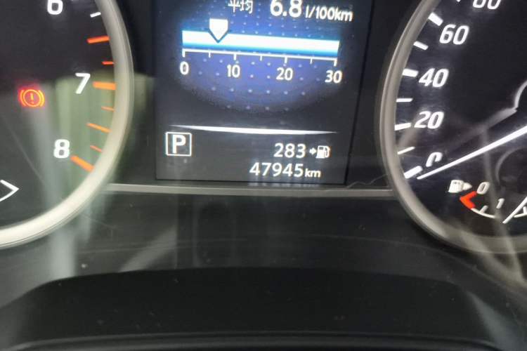 Used Nissan Tiida 2016 1.6L CVT Smart Drive Edition Odometer Close Up