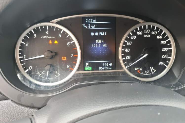 Used Nissan Tiida 2016 1.6L CVT Smart Drive Edition Odometer Close Up