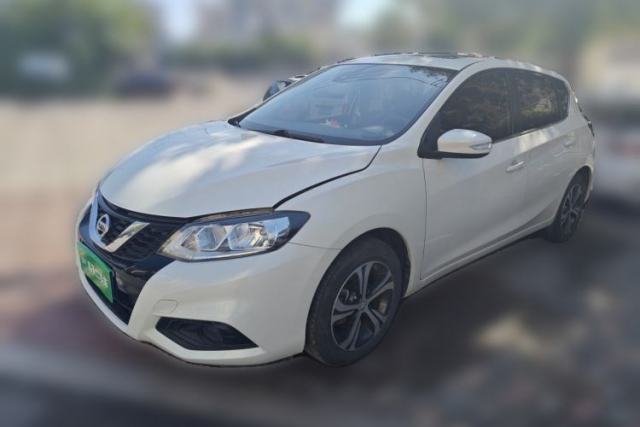 Ojetý Nissan Tiida 2016 1.6L CVT Cool Dynamic Edition