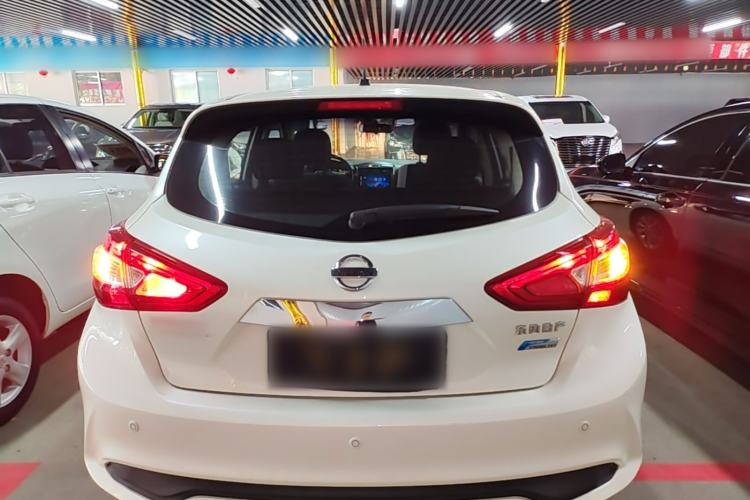 Used Nissan Tiida 2016 1.6L CVT Cool Dynamic Edition Rear
