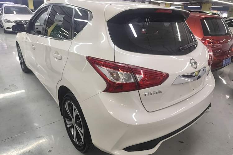 Used Nissan Tiida 2016 1.6L CVT Smart Drive Edition Rear Left 45 Deg