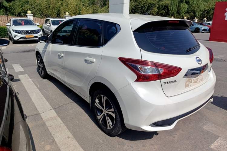Used Nissan Tiida 2016 1.6L CVT Smart Drive Edition Rear Left 45 Deg