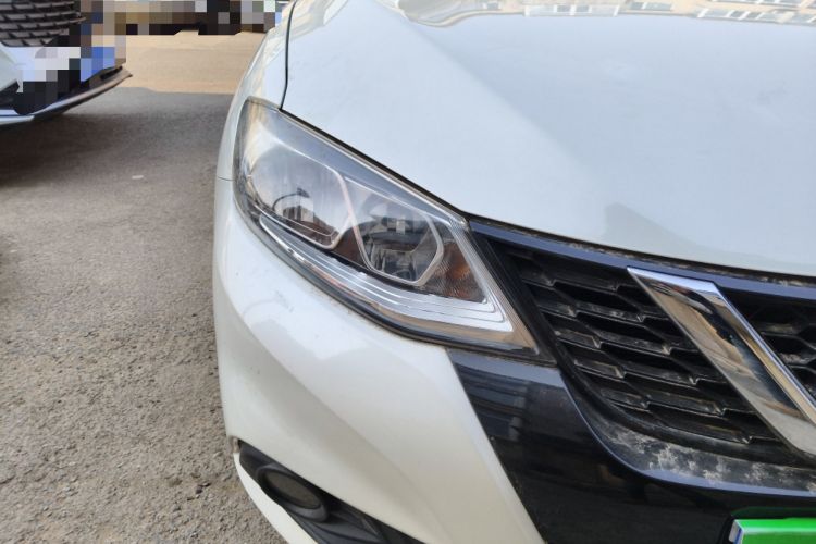 Used Nissan Tiida 2016 1.6L CVT Smart Drive Edition Right Front Headlight