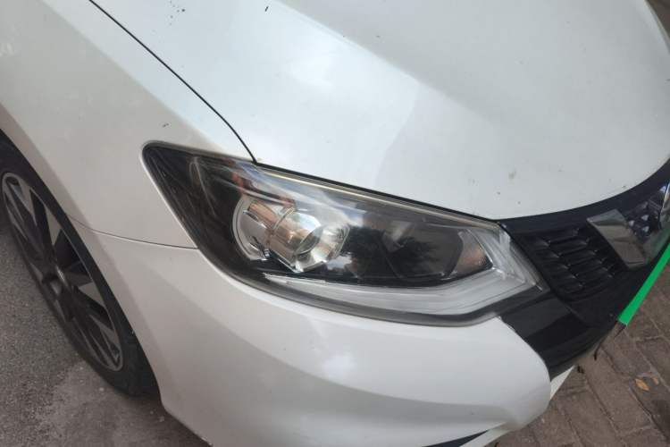 Used Nissan Tiida 2016 1.6L CVT ZhiZun Edition Right Front Headlight
