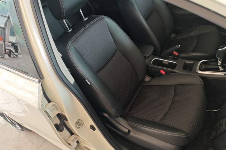 Used Nissan Tiida 2016 1.6L CVT Smart Drive Edition Right Front Seat