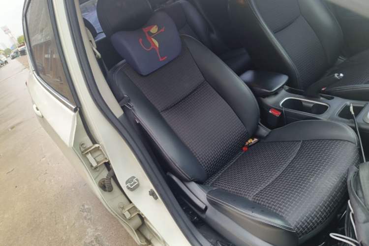 Used Nissan Tiida 2016 1.6L CVT Smart Drive Edition Right Front Seat