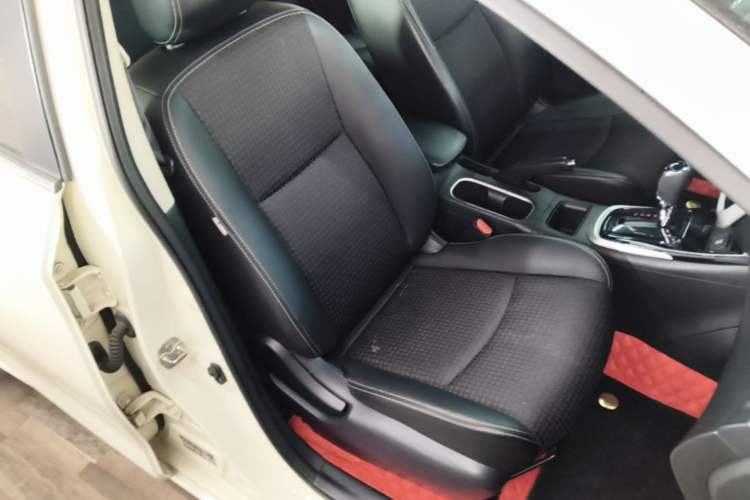 Used Nissan Tiida 2016 1.6L CVT Smart Drive Edition Right Front Seat