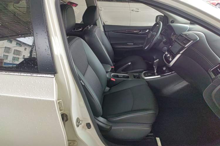 Used Nissan Tiida 2016 1.6L CVT Smart Drive Edition Right Front Seat