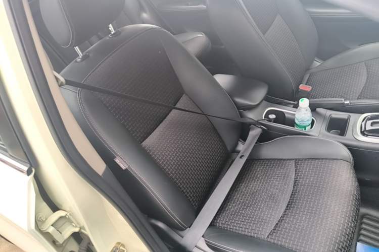 Used Nissan Tiida 2016 1.6L CVT Smart Drive Edition Right Front Seat