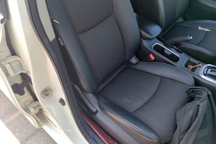 Used Nissan Tiida 2016 1.6L CVT Smart Drive Edition Right Front Seat