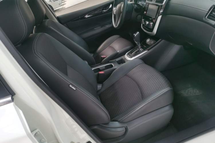 Used Nissan Tiida 2016 1.6L CVT Smart Drive Edition Right Front Seat