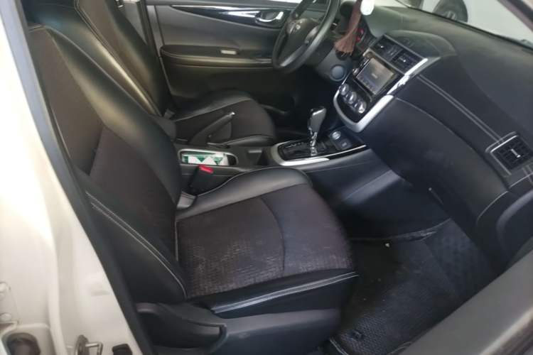 Used Nissan Tiida 2016 1.6L CVT Smart Drive Edition Right Front Seat