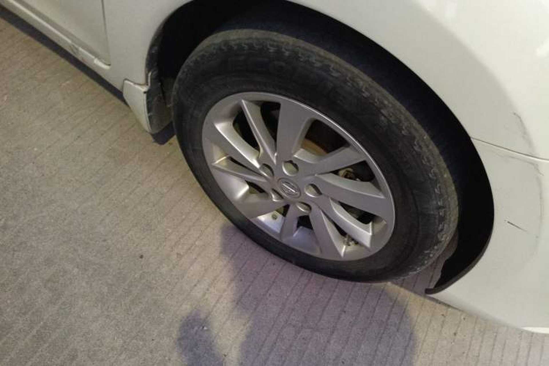 Used Nissan Tiida 2016 1.6L CVT Cool Dynamic Edition Right Front Wheel Hub