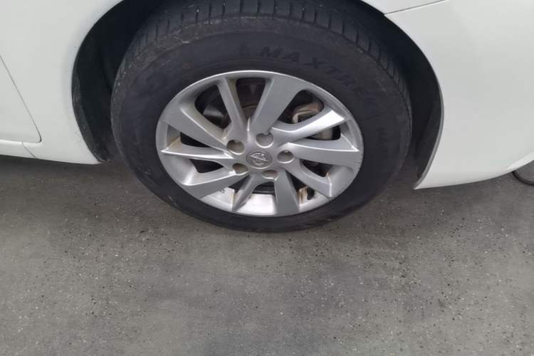 Used Nissan Tiida 2016 1.6L CVT Cool Dynamic Edition Right Front Wheel Hub