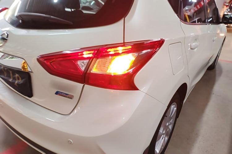 Used Nissan Tiida 2016 1.6L CVT Cool Dynamic Edition Right Rear Taillight