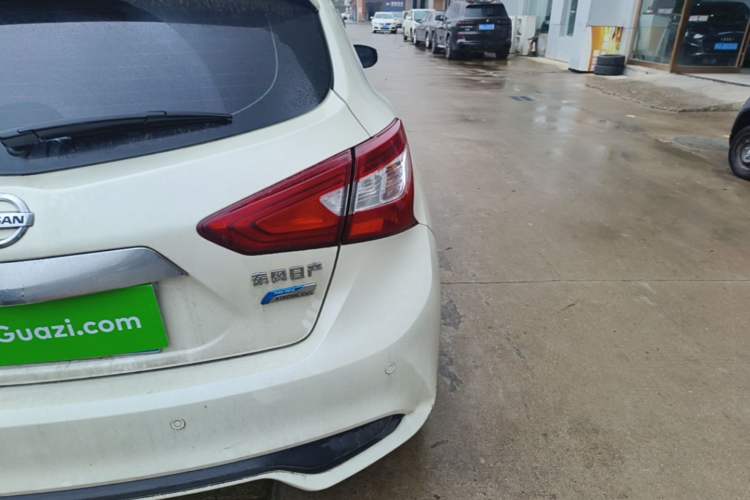 Used Nissan Tiida 2016 1.6L CVT Smart Drive Edition Right Rear Taillight