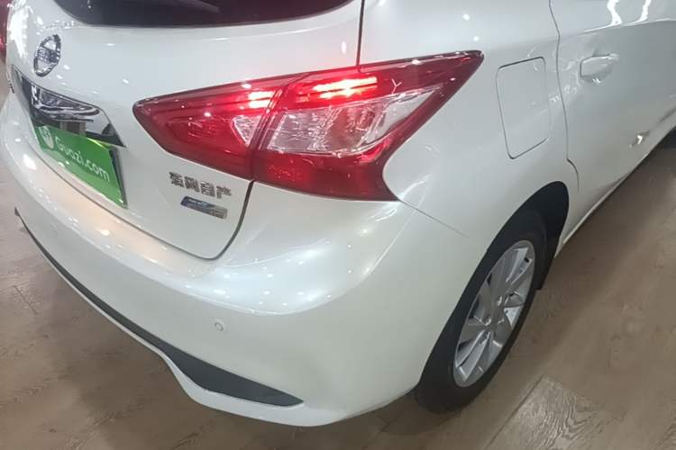 Used Nissan Tiida 2016 1.6L CVT Cool Dynamic Edition Right Rear Taillight