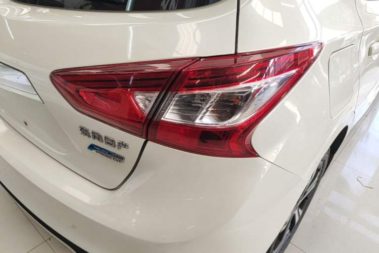 Used Nissan Tiida 2016 1.6L CVT Smart Drive Edition Right Rear Taillight