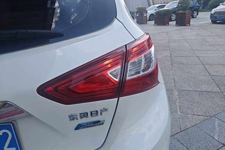 Used Nissan Tiida 2016 1.6L CVT Smart Drive Edition Right Rear Taillight