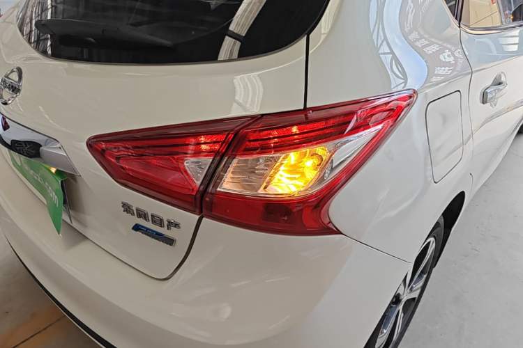 Used Nissan Tiida 2016 1.6L CVT Smart Drive Edition Right Rear Taillight